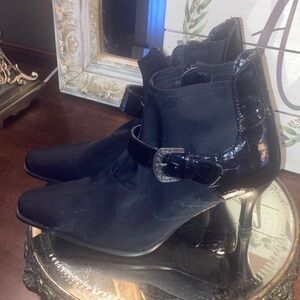 Relativity Black Patent Pointed Toe Ankle Boots with Buckle Detail Size 9.5 M